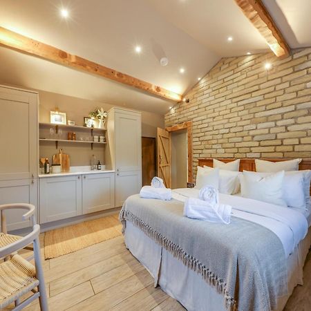 Apartments For Two In Brand New Luxury Rural Farmhouse Escape Рамсботтом Екстер'єр фото